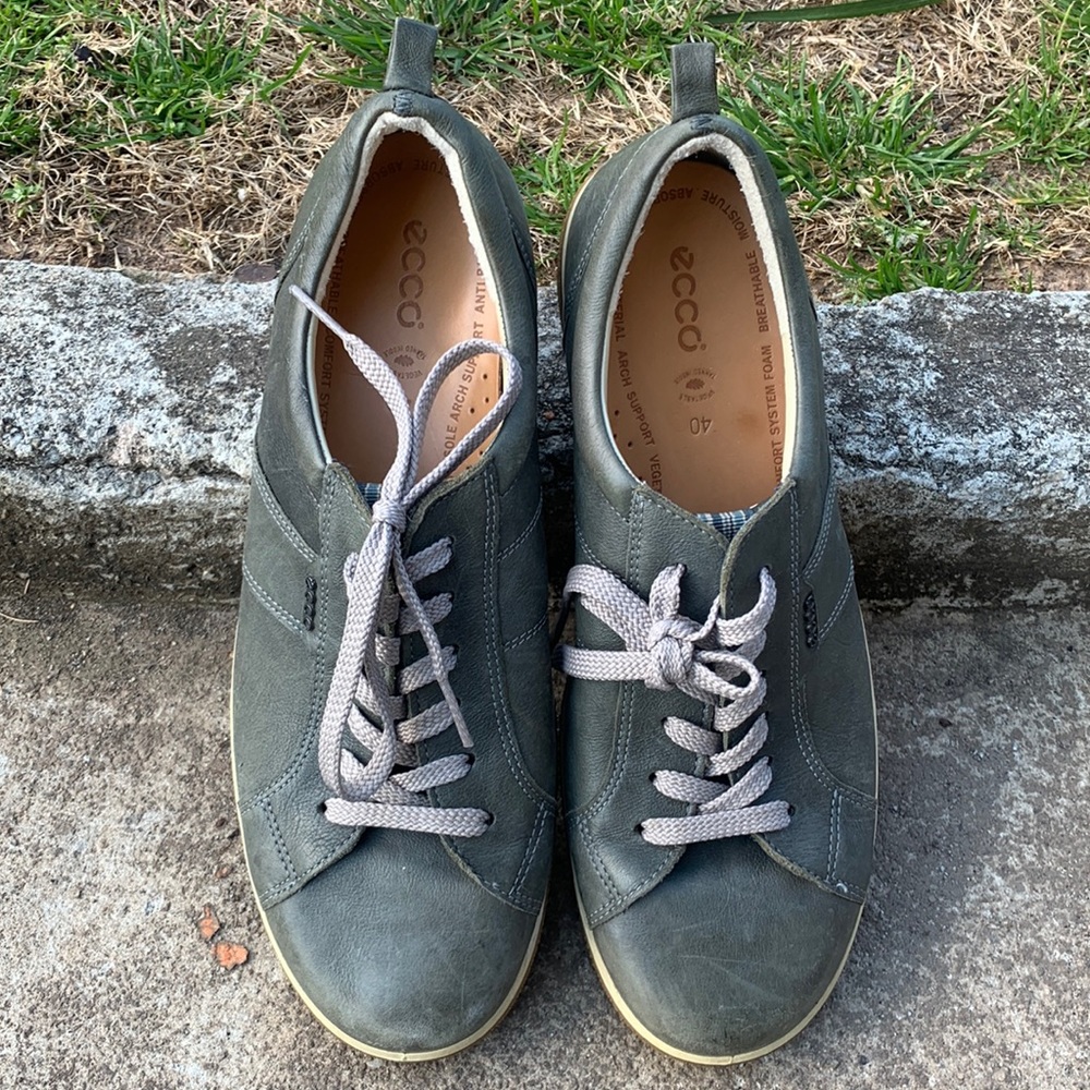 Ecco Women’s Size 9 Leather Shoe